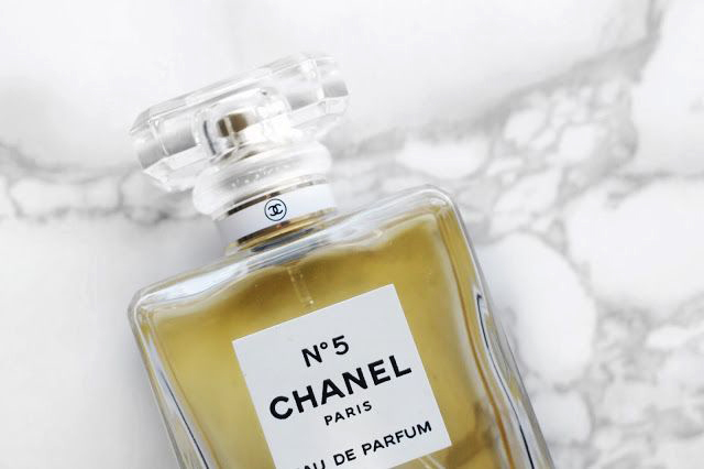 Chanel No5 Perfume Review