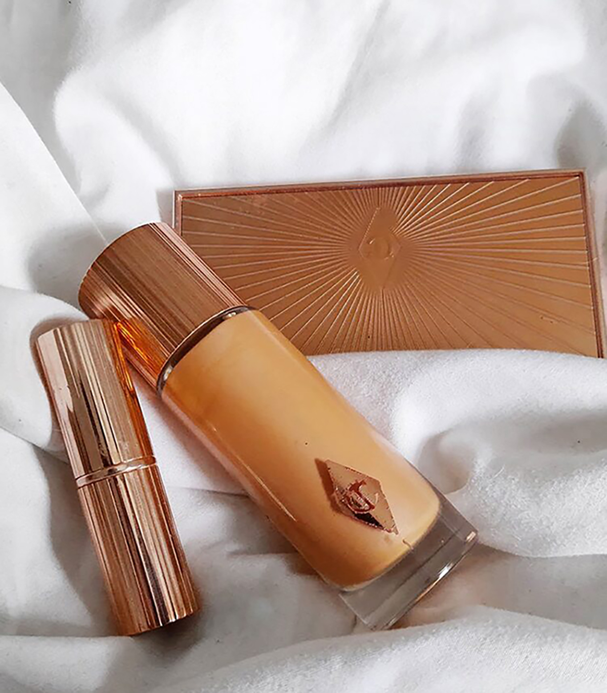 My Charlotte Tilbury Hollywood Flawless Filter Review