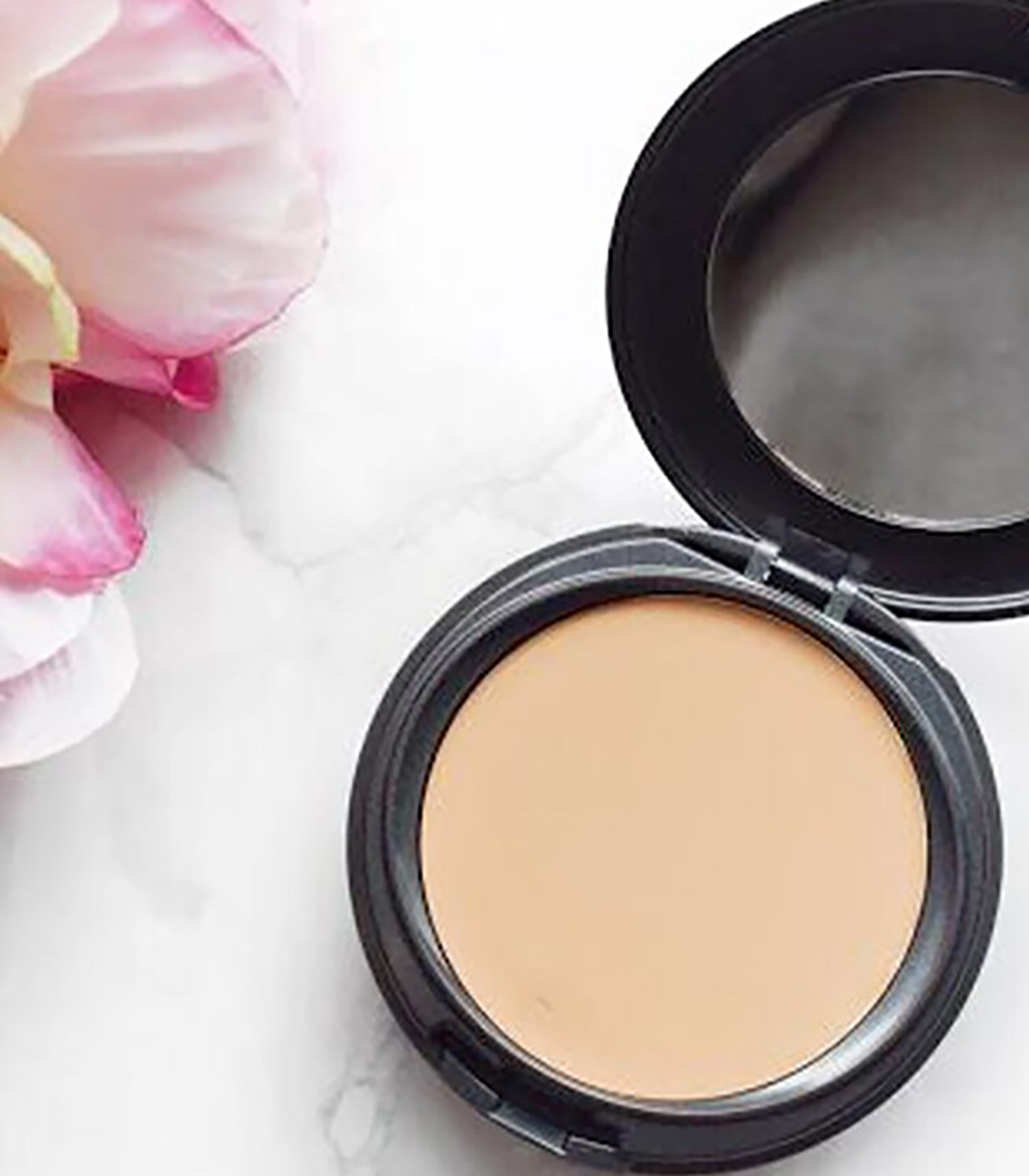 Cover FX Creme Foundation Review